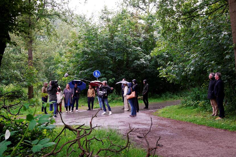 Getijdenpark met regen